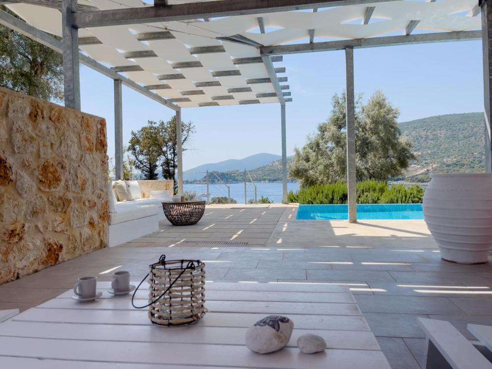Zidanos Luxurious Sea Front Villa Marantochori Exterior foto